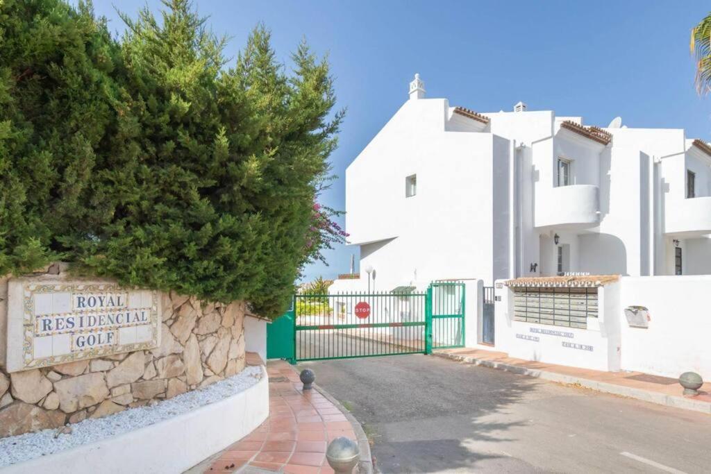 Ct 181 - Royal Golf Gardenapartment Benalmádena Esterno foto